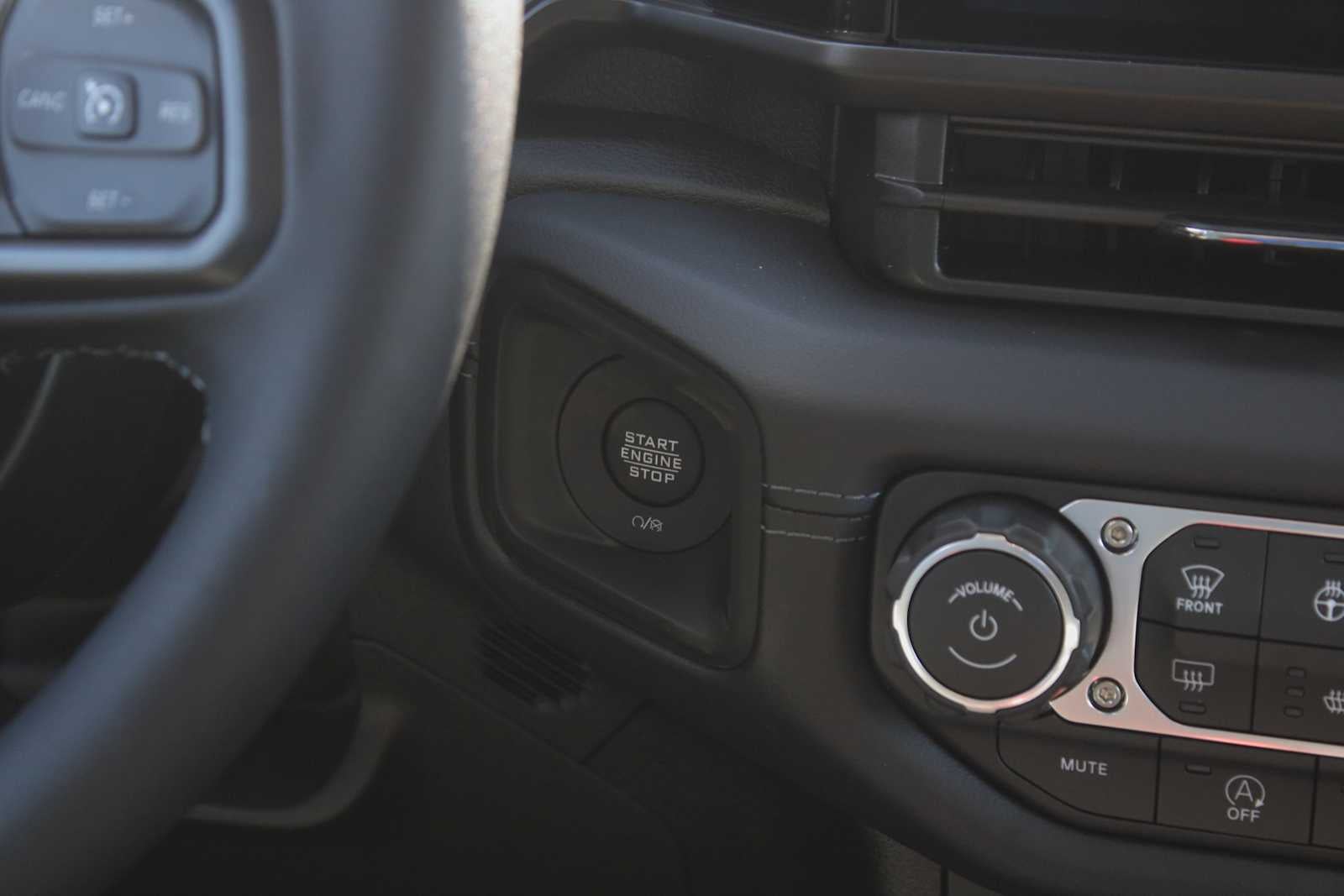 2026 Jeep Gladiator Mojave X