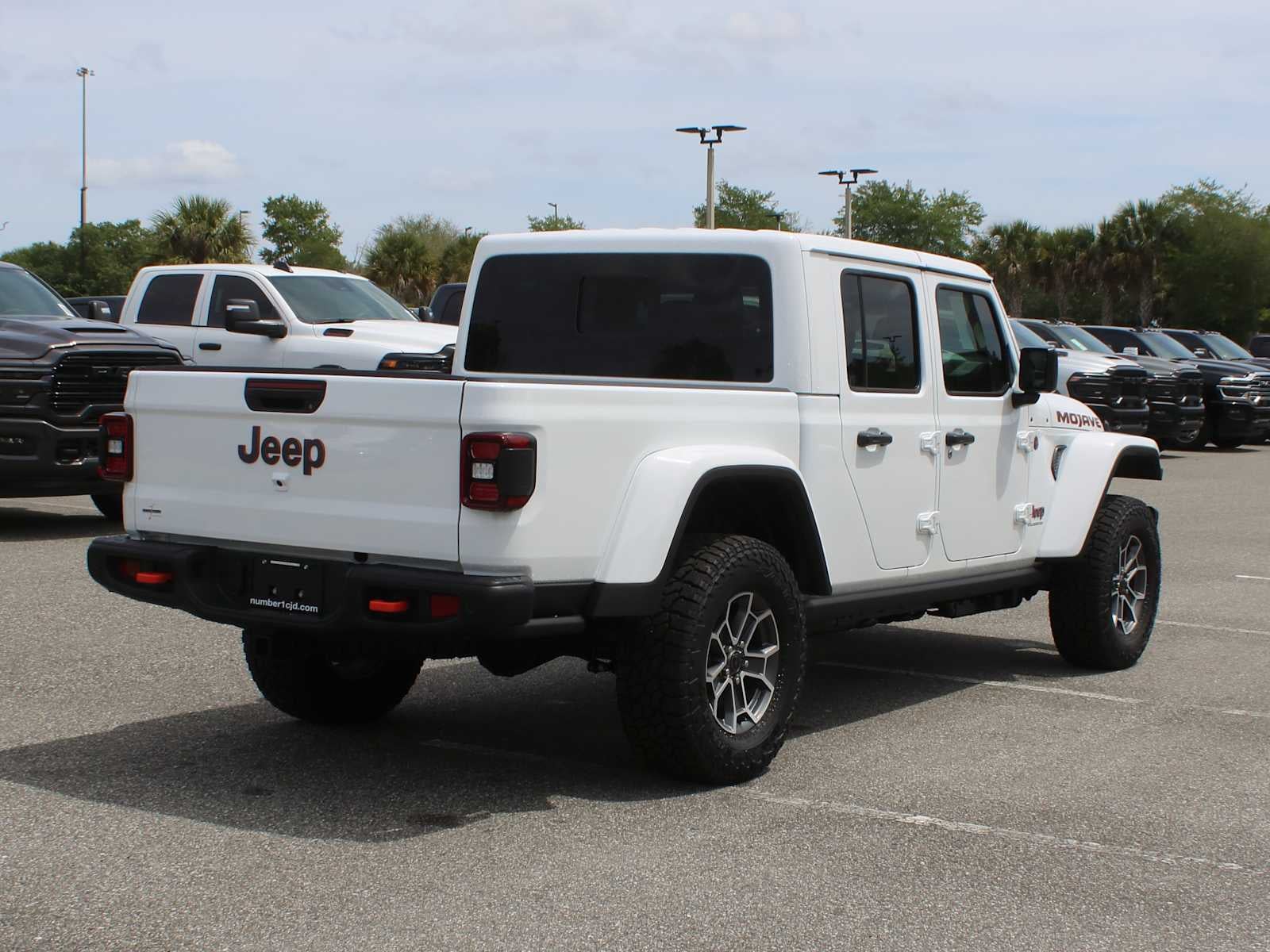 2026 Jeep Gladiator GLADIATOR MOJAVE X 4X4