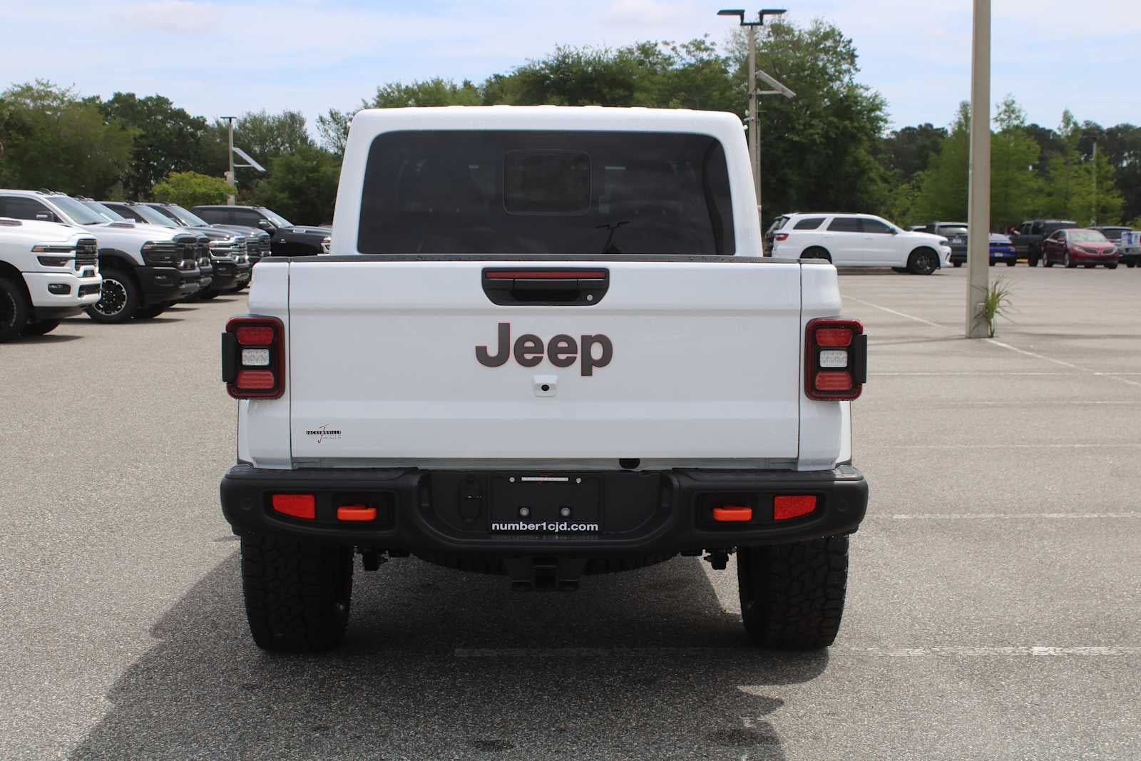 2026 Jeep Gladiator GLADIATOR MOJAVE X 4X4