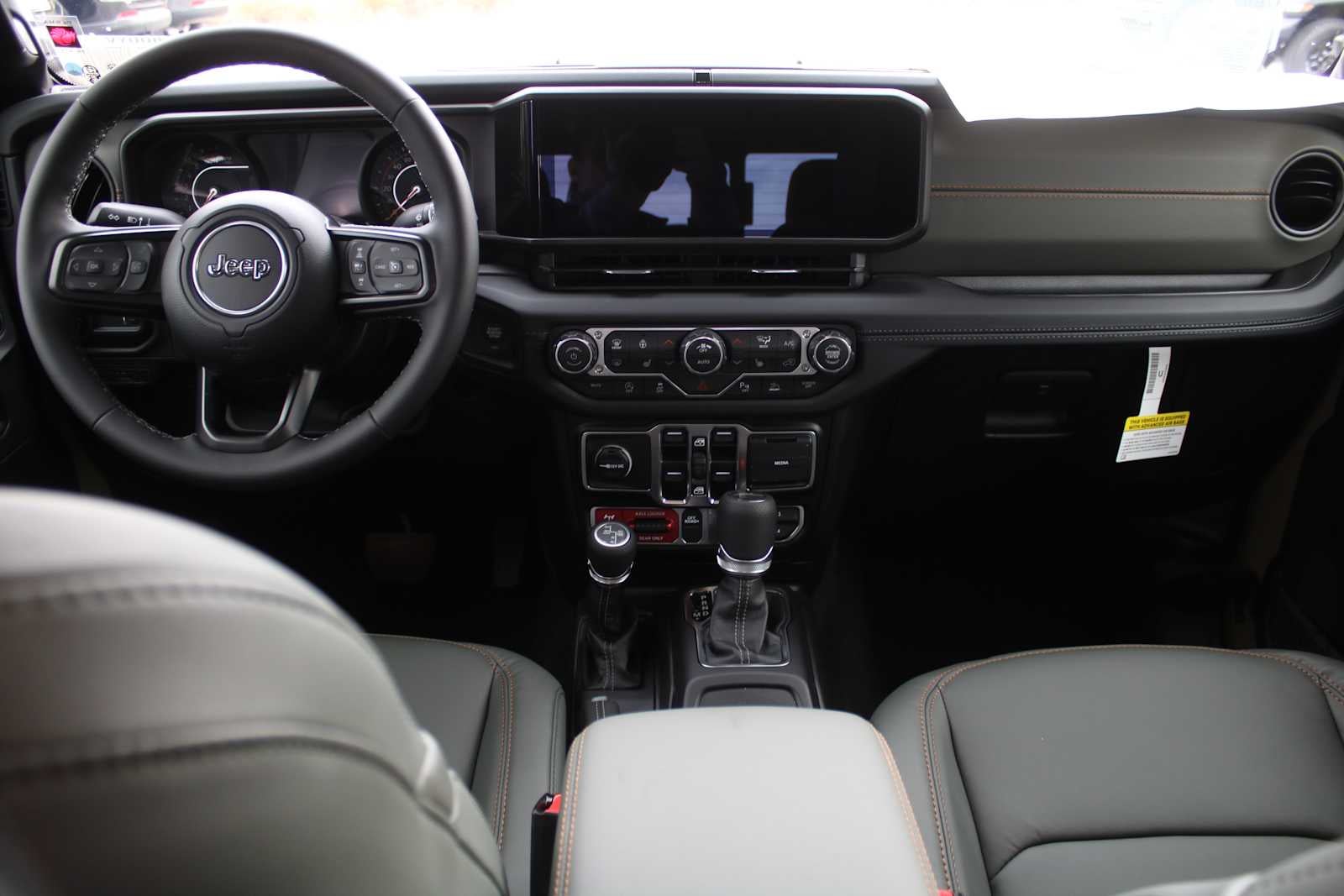 2026 Jeep Gladiator GLADIATOR MOJAVE X 4X4