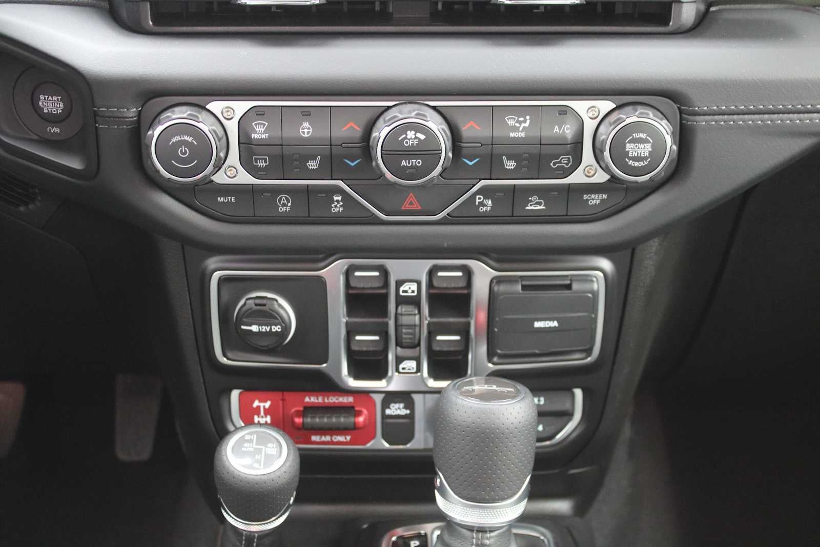 2026 Jeep Gladiator GLADIATOR MOJAVE X 4X4