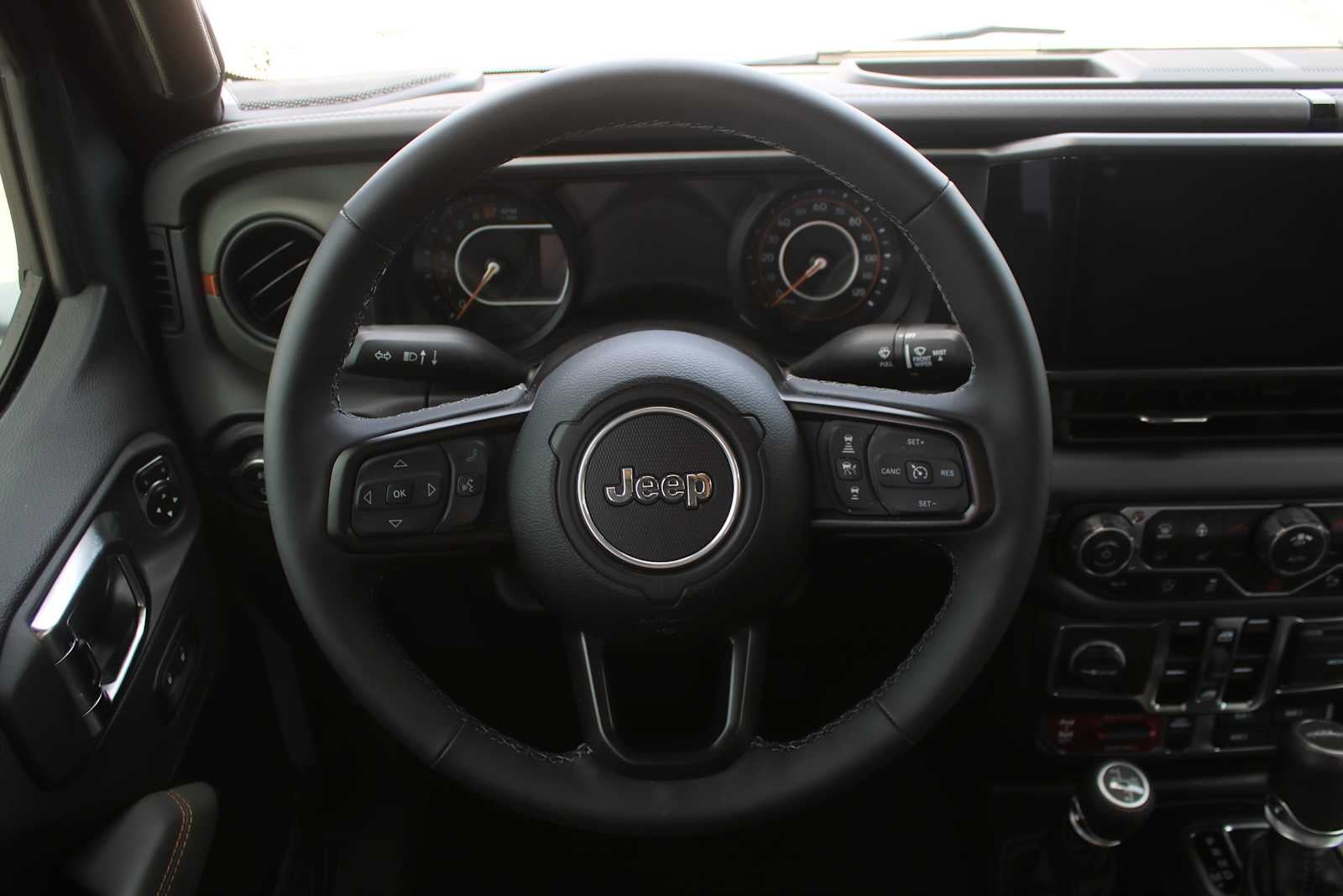 2025 Jeep Gladiator Mojave X