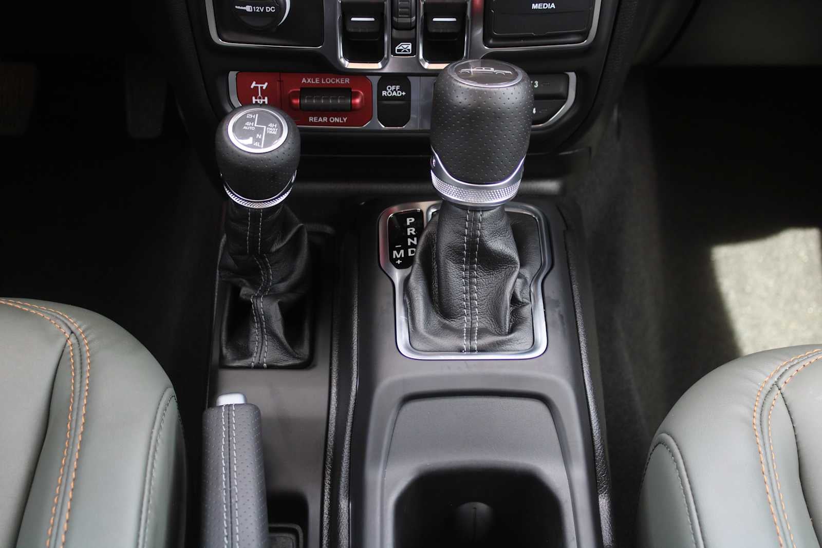 2025 Jeep Gladiator Mojave X