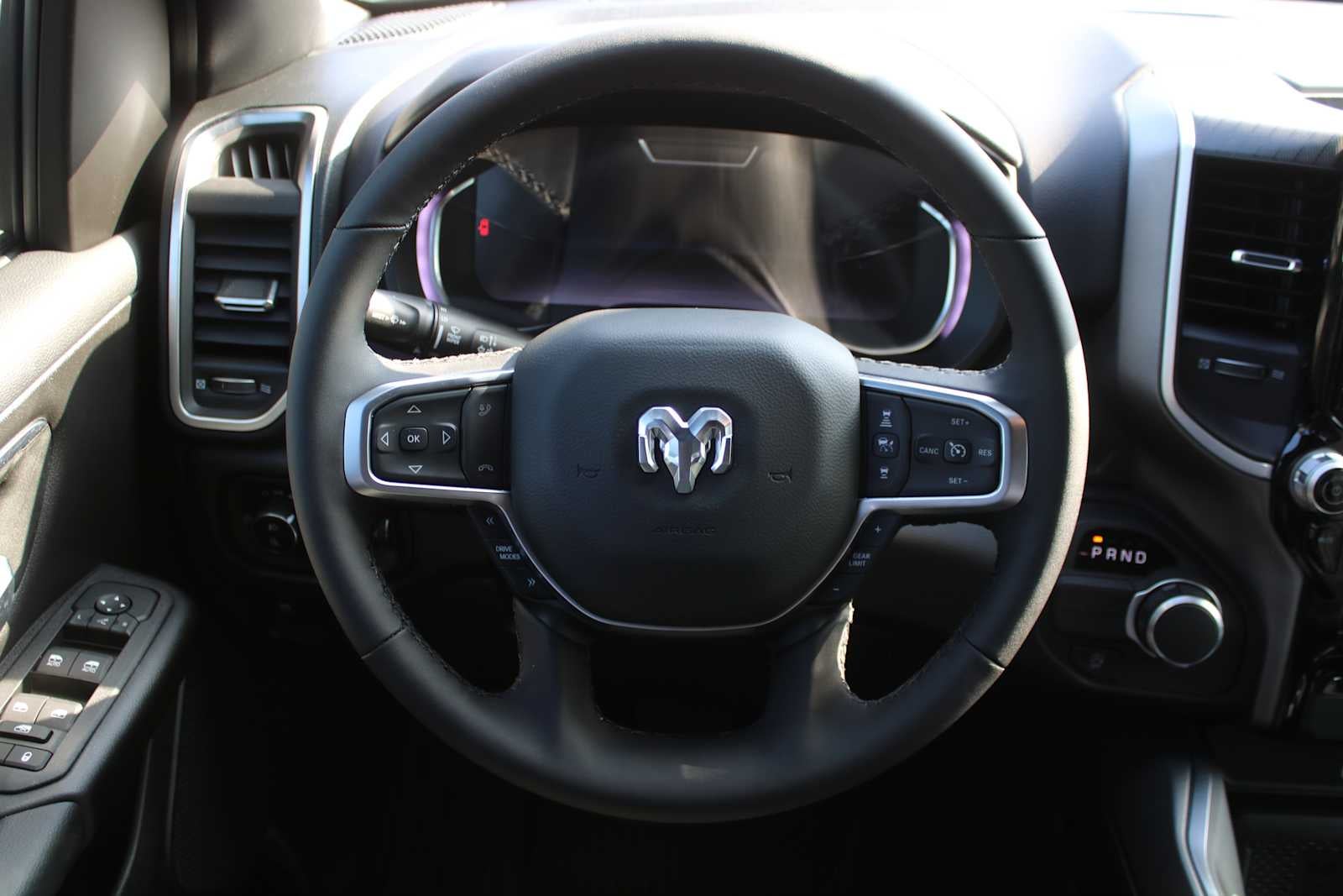 2026 RAM Ram 1500 RAM 1500 BIG HORN CREW CAB 4X2 5'7' BOX