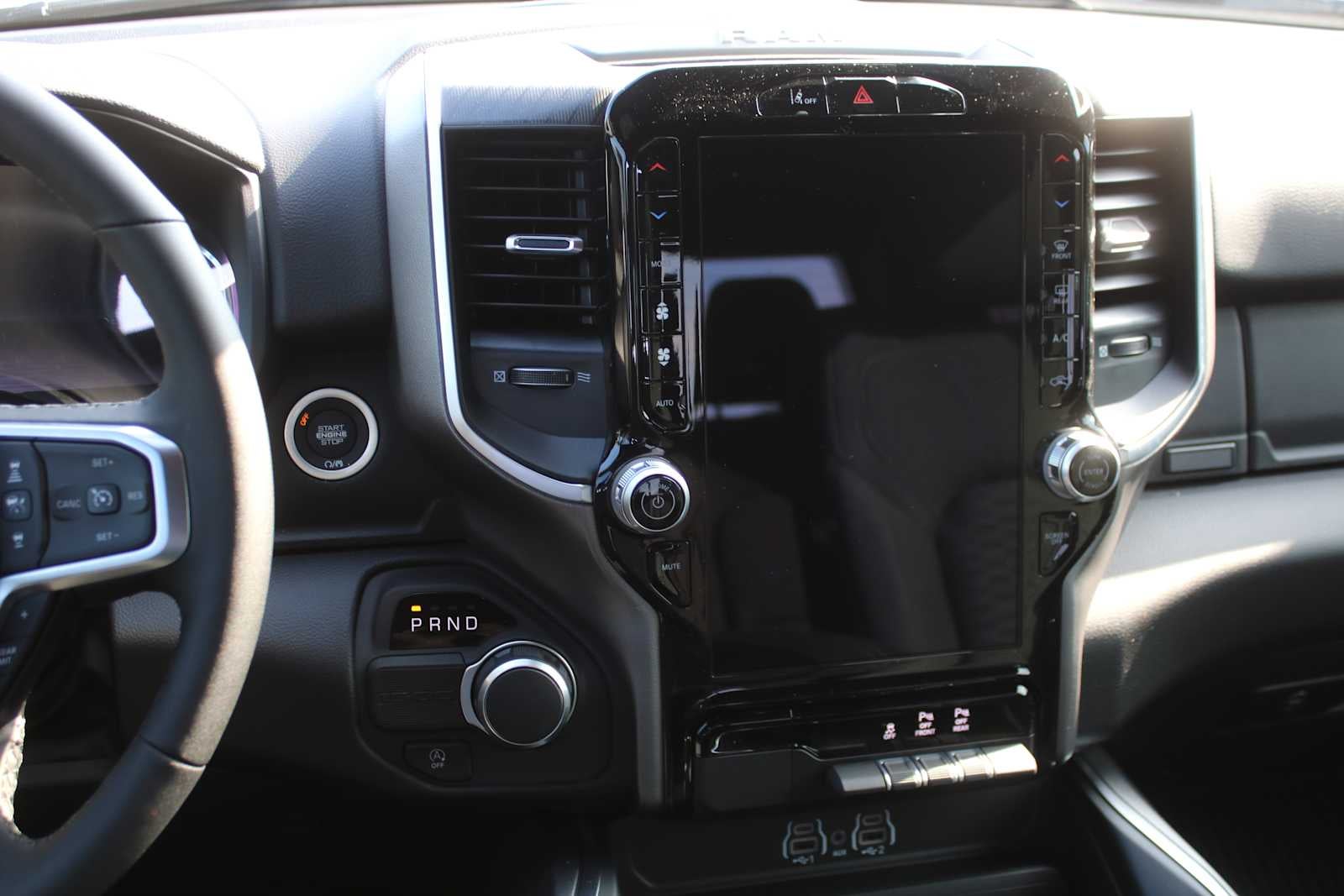 2026 RAM Ram 1500 RAM 1500 BIG HORN CREW CAB 4X2 5'7' BOX