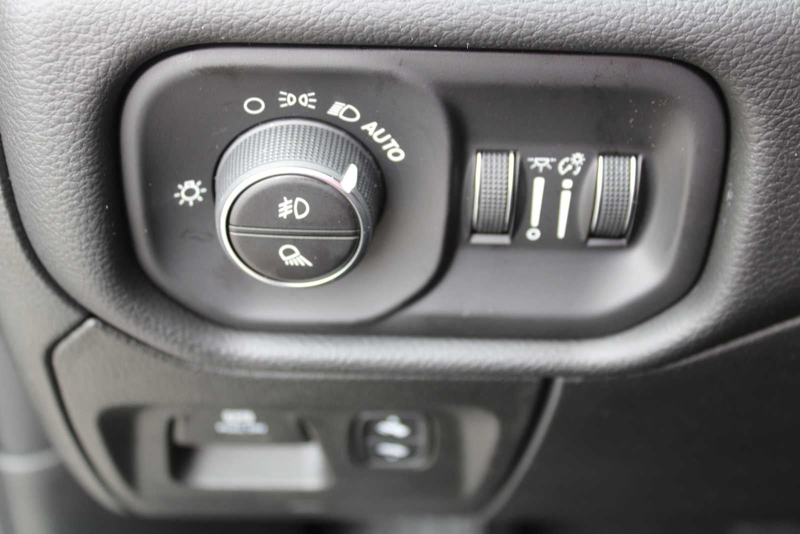 2026 RAM Ram 1500 RAM 1500 BIG HORN CREW CAB 4X2 5'7' BOX