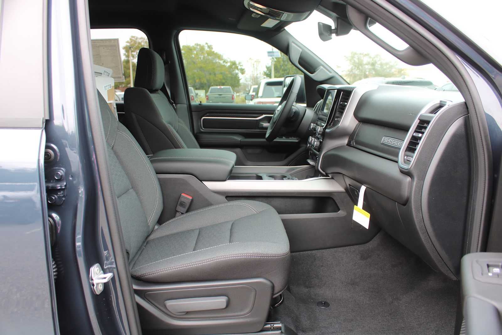 2026 RAM Ram 1500 RAM 1500 BIG HORN CREW CAB 4X2 5'7' BOX