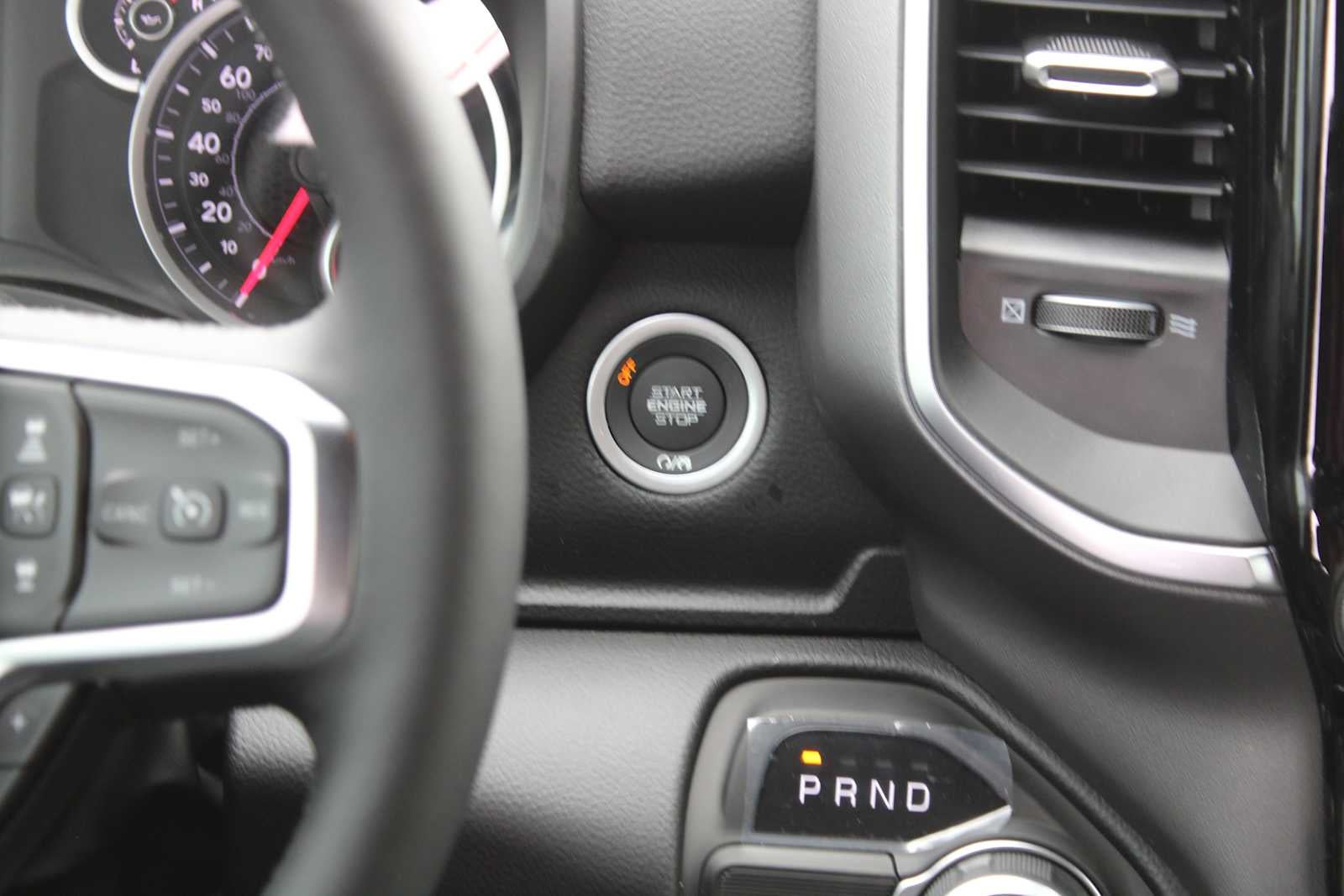 2026 RAM Ram 1500 RAM 1500 BIG HORN CREW CAB 4X2 5'7' BOX