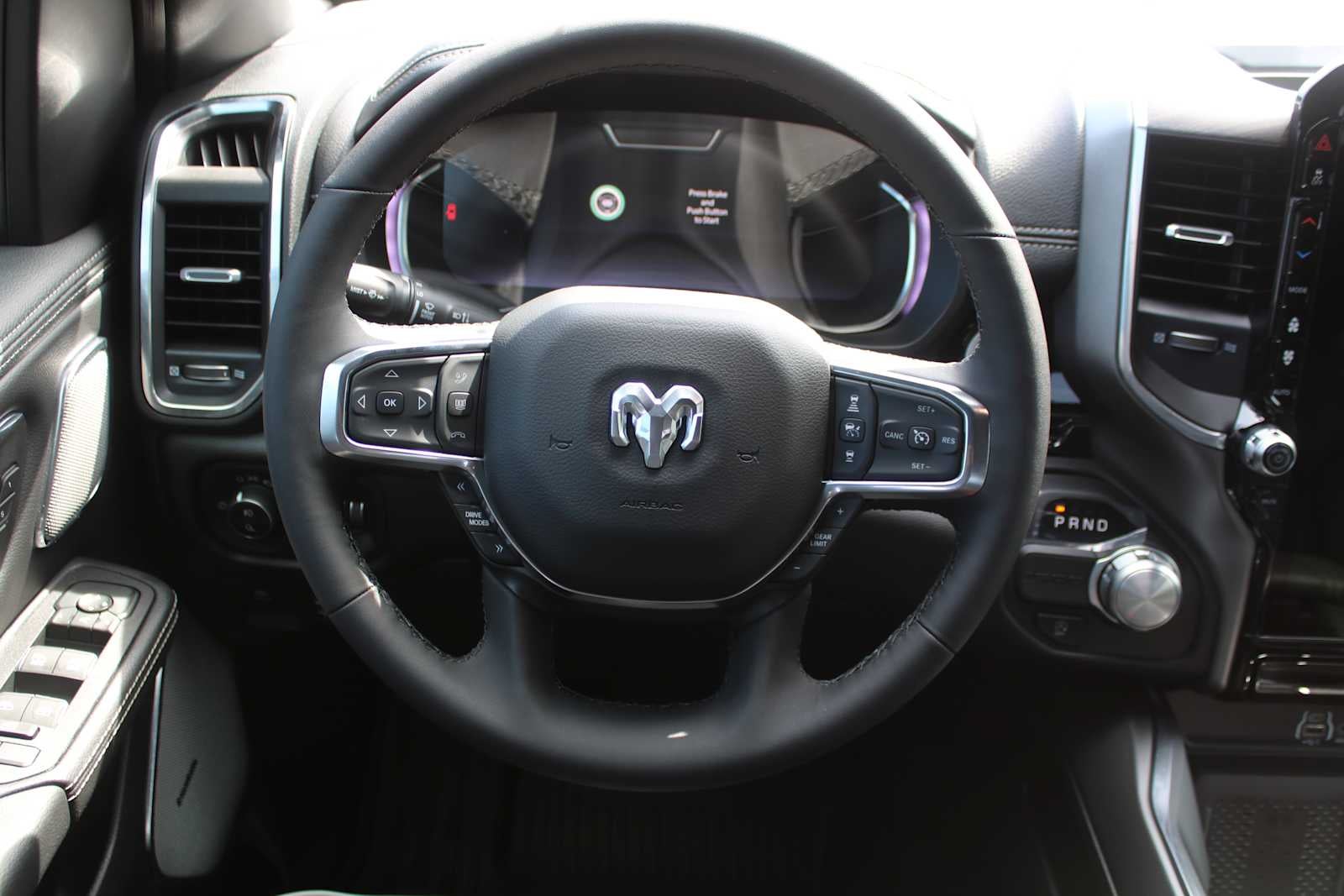 2026 RAM Ram 1500 RAM 1500 LARAMIE CREW CAB 4X2 5'7' BOX