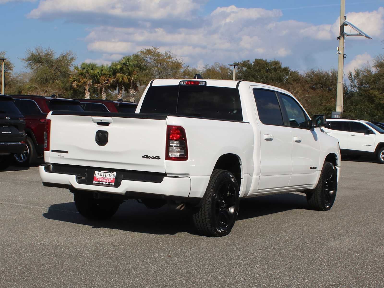 2022 RAM 1500 Big Horn Crew Cab 4x4 5'7' Box