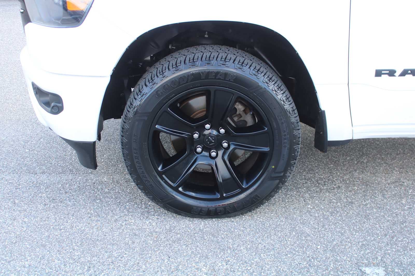 2022 RAM 1500 Big Horn Crew Cab 4x4 5'7' Box