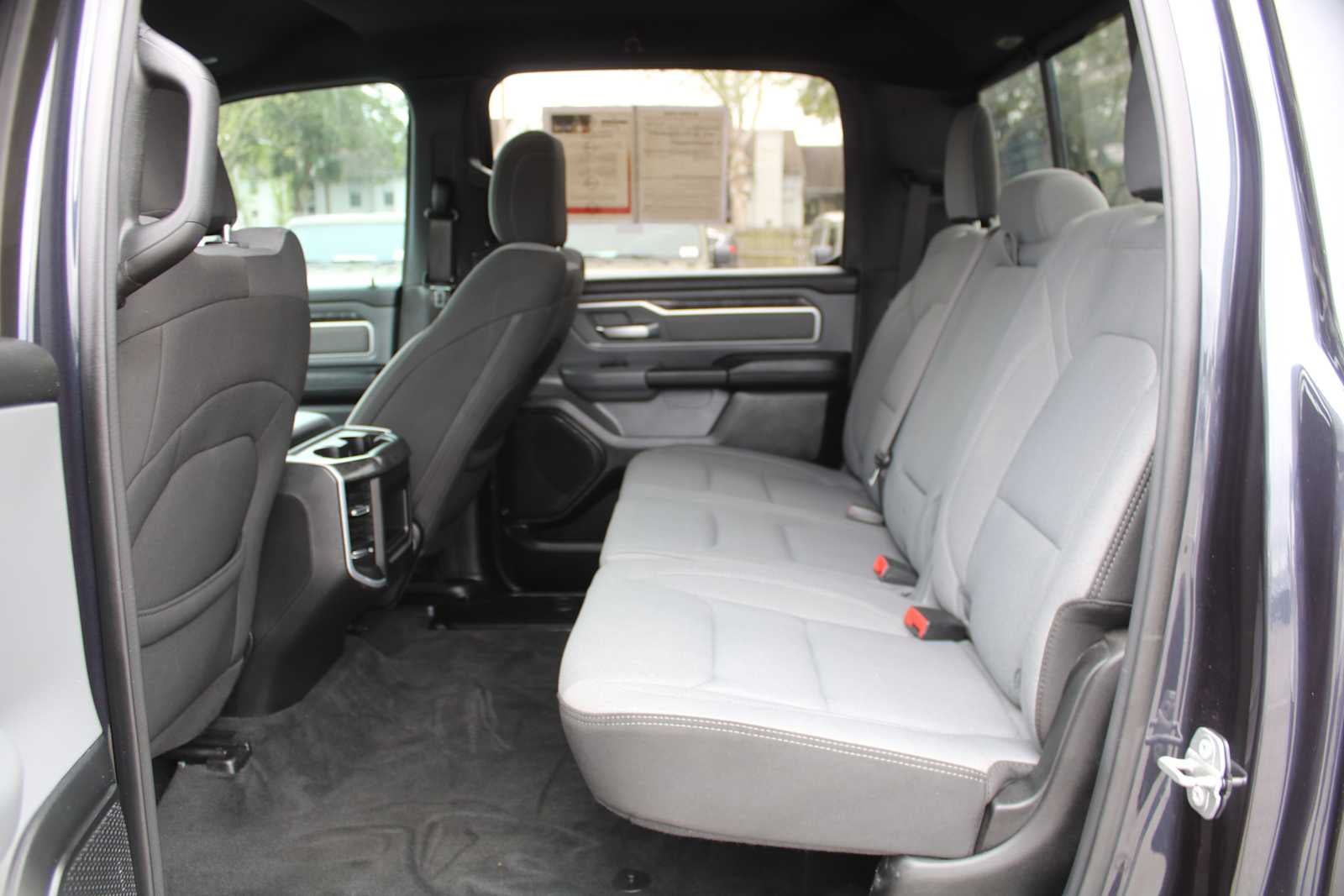 2021 RAM 1500 Big Horn Crew Cab 4x4 5'7' Box