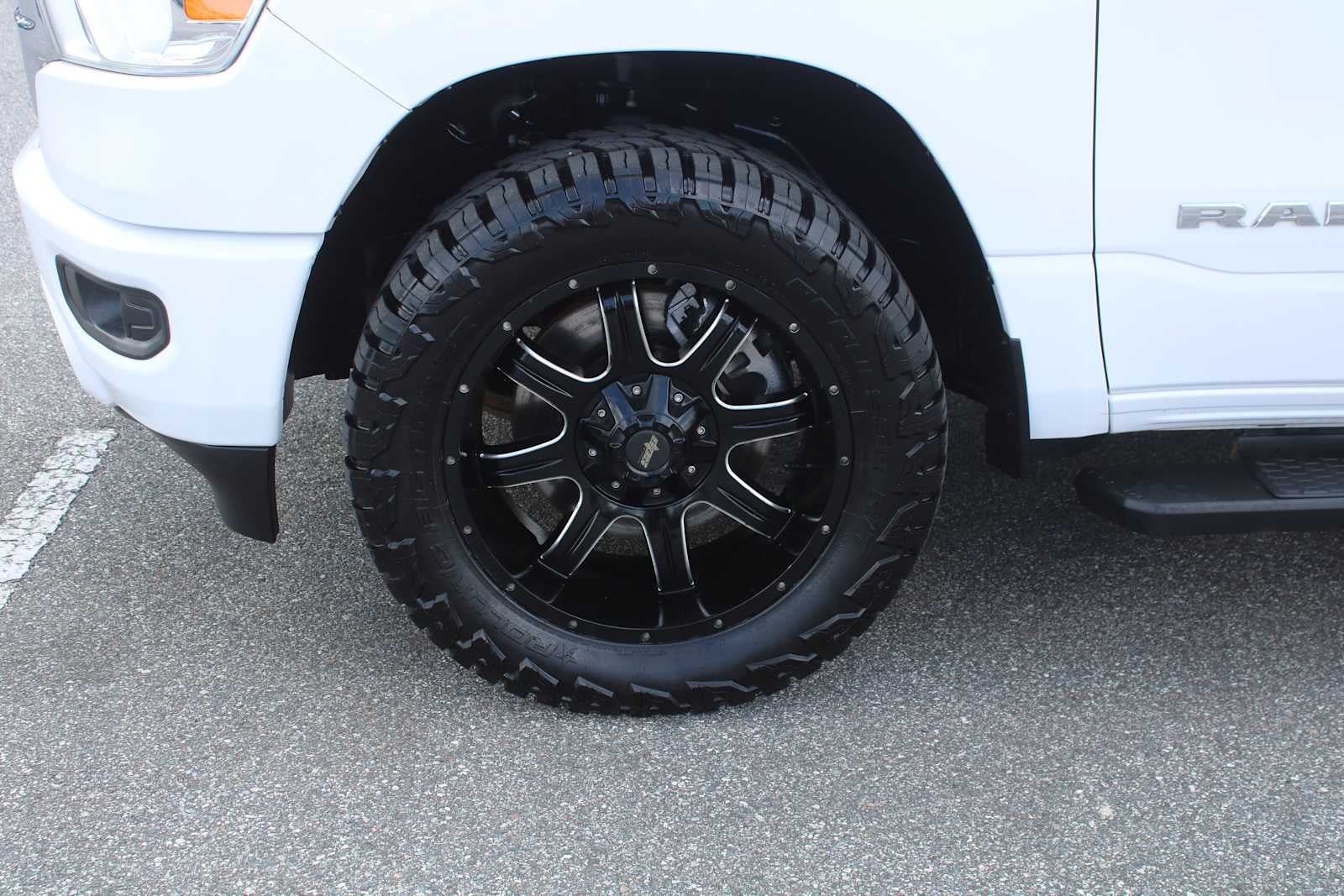 2022 RAM 1500 Big Horn Quad Cab 4x4 6'4' Box