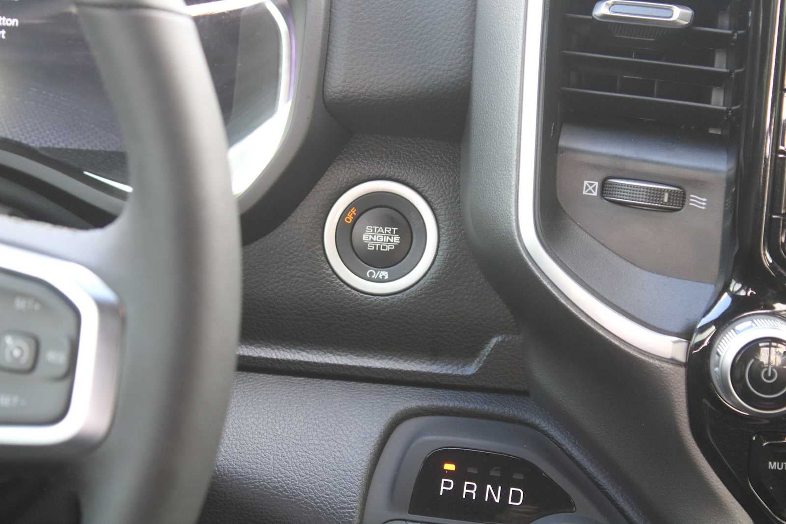 2026 RAM 1500 Big Horn Crew Cab 4x4 5'7' Box