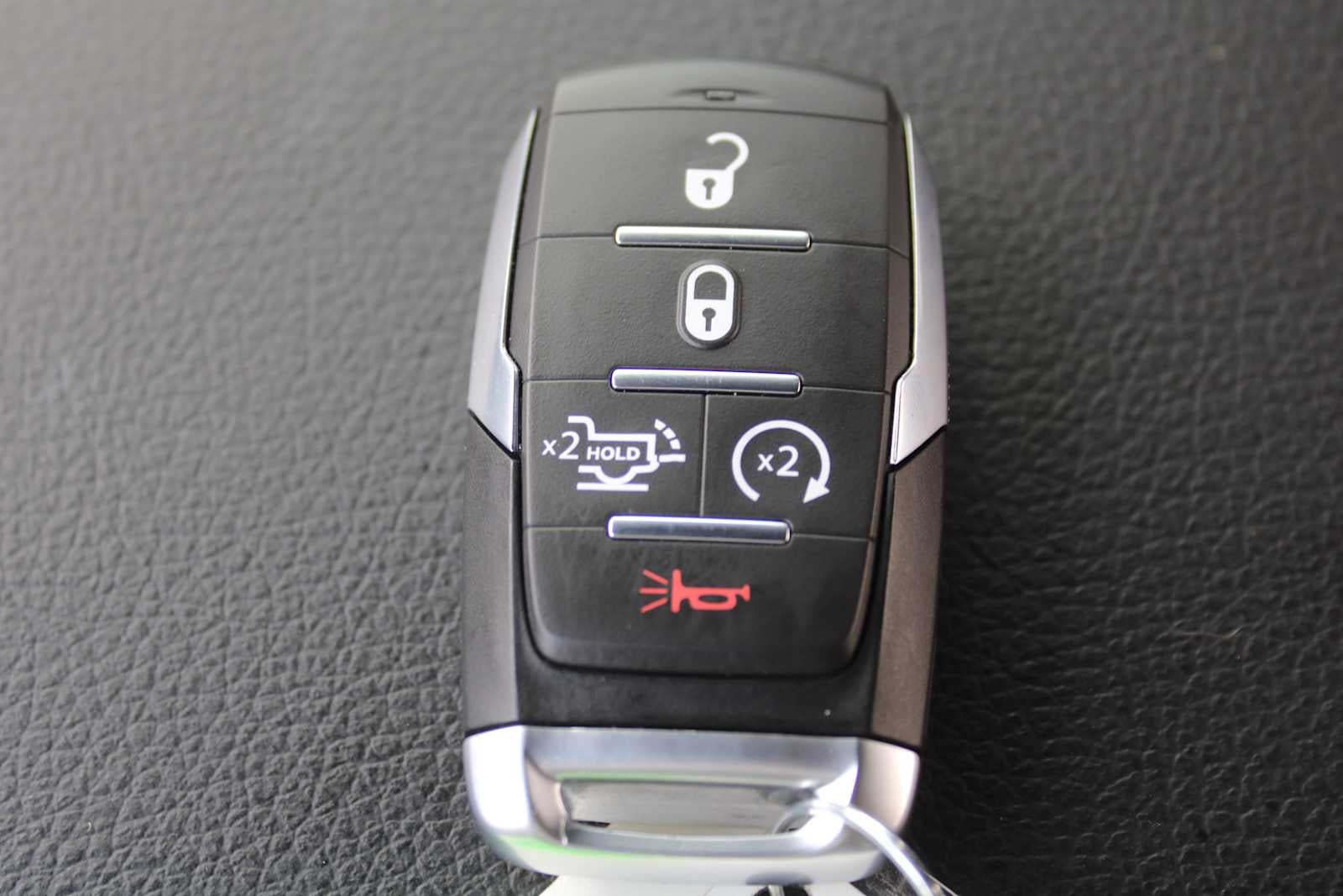 2026 RAM 1500 Big Horn Crew Cab 4x4 5'7' Box