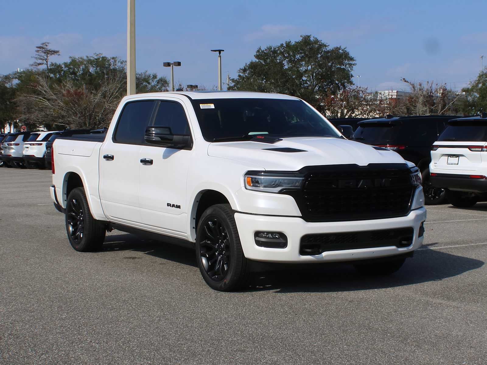 2026 RAM Ram 1500 RAM 1500 LIMITED CREW CAB 4X4 5'7' BOX