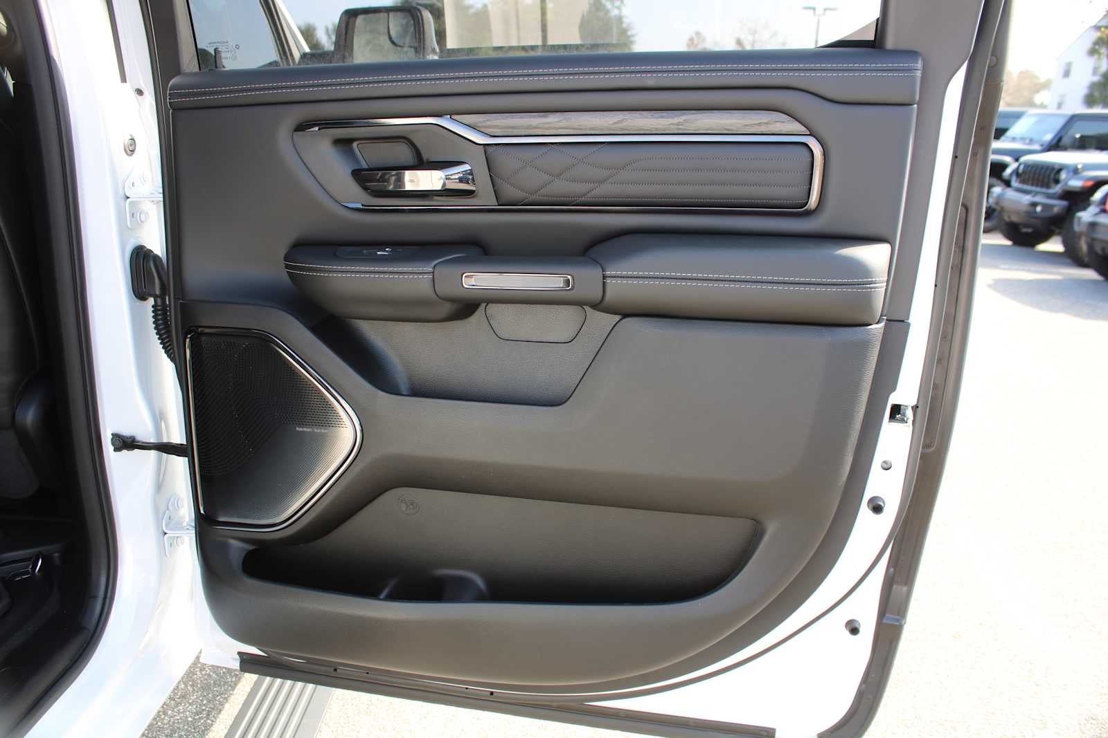 2026 RAM Ram 1500 RAM 1500 LIMITED CREW CAB 4X4 5'7' BOX