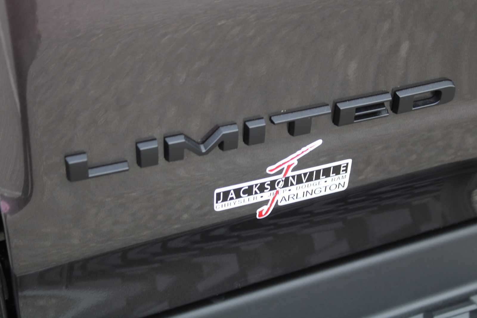 2026 RAM Ram 1500 RAM 1500 LIMITED CREW CAB 4X4 5'7' BOX