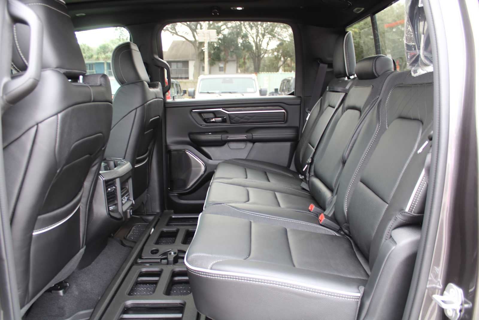 2026 RAM Ram 1500 RAM 1500 LIMITED CREW CAB 4X4 5'7' BOX