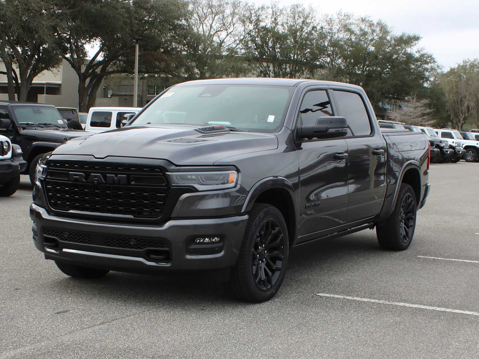 2026 RAM Ram 1500 RAM 1500 LIMITED CREW CAB 4X4 5'7' BOX