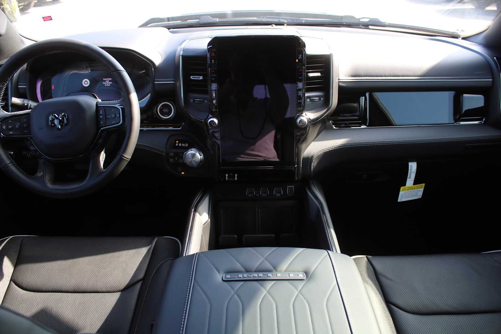 2026 RAM Ram 1500 RAM 1500 LIMITED CREW CAB 4X4 5'7' BOX