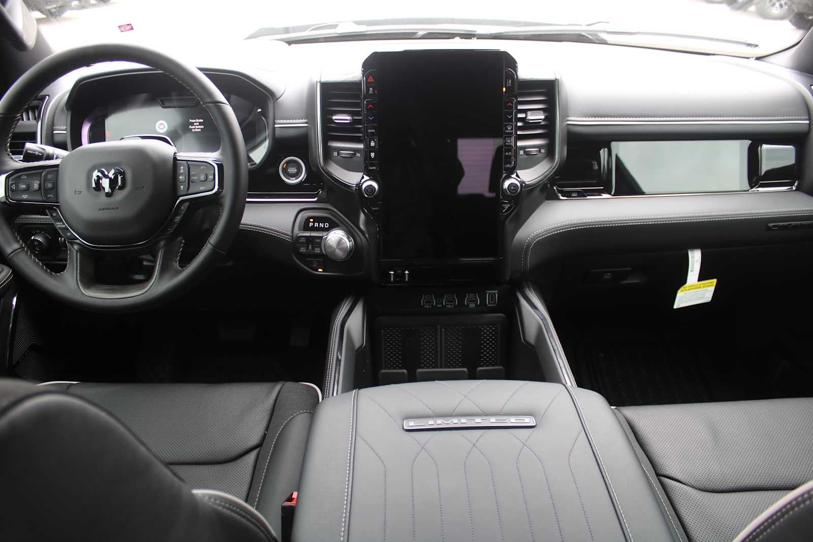 2026 RAM Ram 1500 RAM 1500 LIMITED CREW CAB 4X4 5'7' BOX