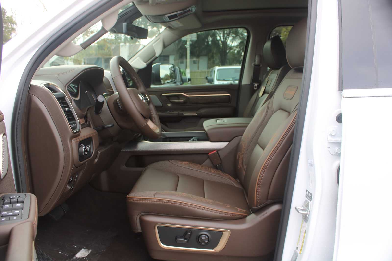 2026 RAM Ram 1500 RAM 1500 LIMITED LONGHORN CREW CAB 4X4 5'7' BOX