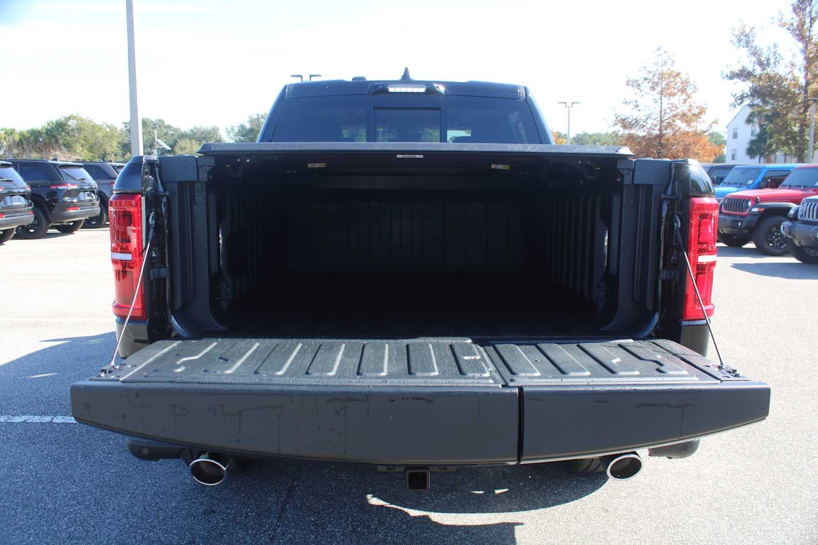 2026 RAM Ram 1500 RAM 1500 LIMITED LONGHORN CREW CAB 4X4 5'7' BOX