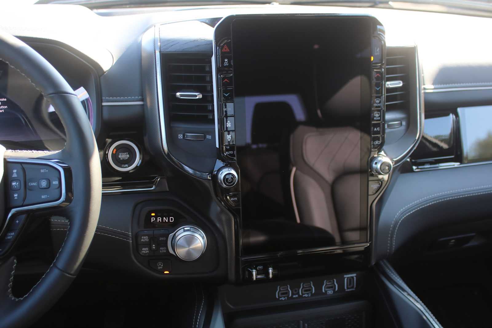 2026 RAM Ram 1500 RAM 1500 LIMITED CREW CAB 4X4 5'7' BOX