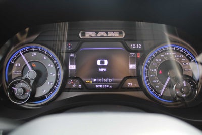 2020 RAM 1500 Limited Crew Cab 4x4 5'7' Box