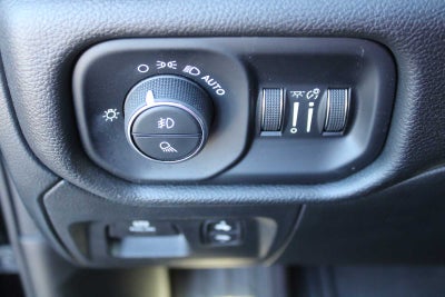 2025 RAM 1500 Laramie Crew Cab 4x4 5'7' Box