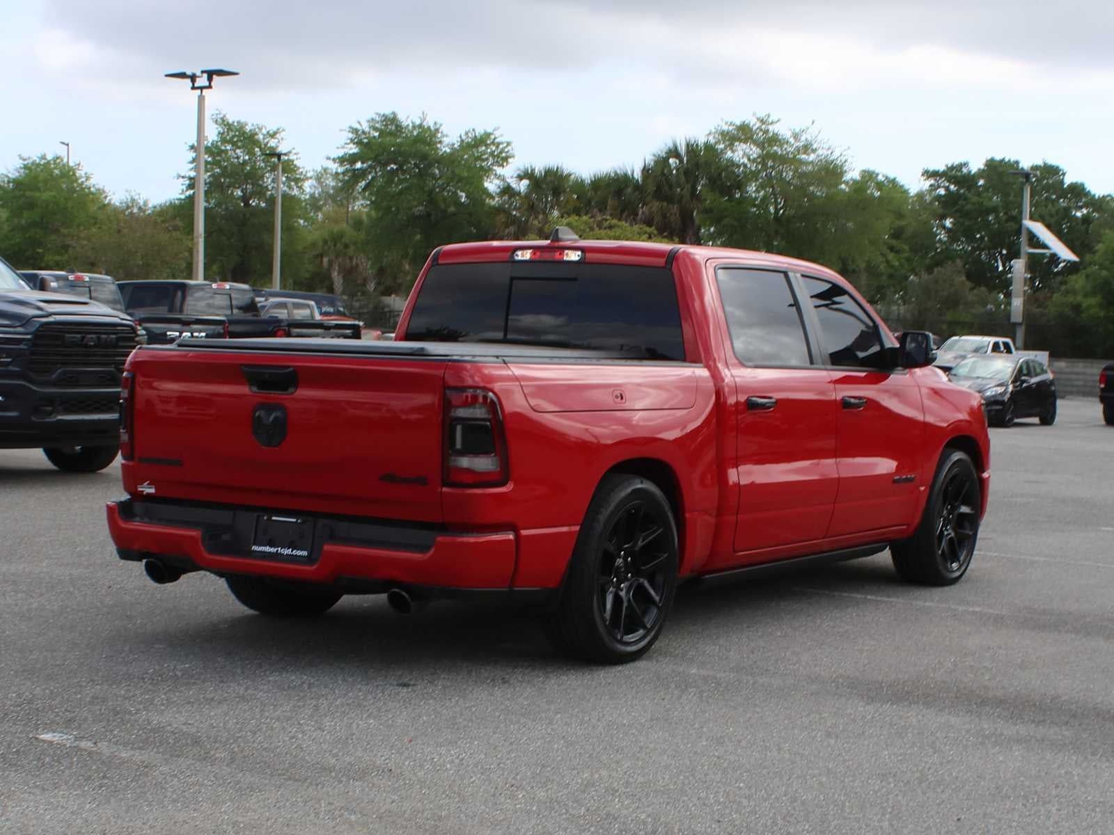 2023 RAM 1500 Laramie Crew Cab 4x4 5'7' Box