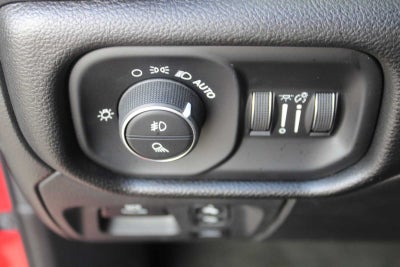 2023 RAM 1500 Laramie Crew Cab 4x4 5'7' Box