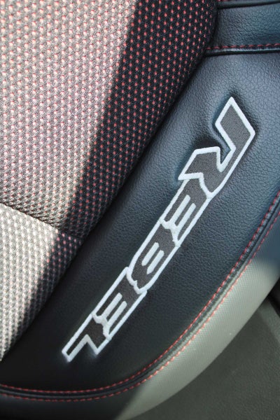 2025 RAM 1500 Rebel Crew Cab 4x4 5'7' Box