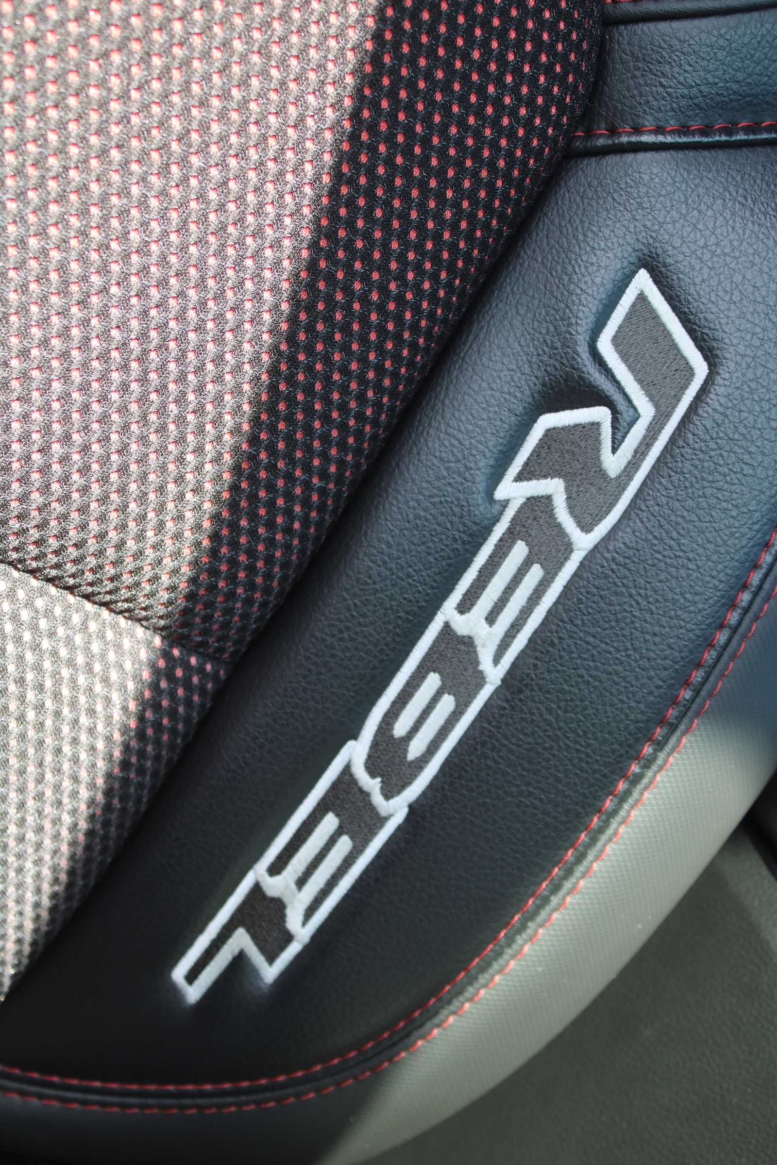 2025 RAM 1500 Rebel Crew Cab 4x4 5'7' Box