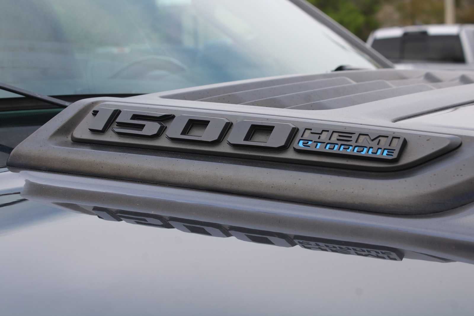 2022 RAM 1500 Laramie Crew Cab 4x4 6'4' Box