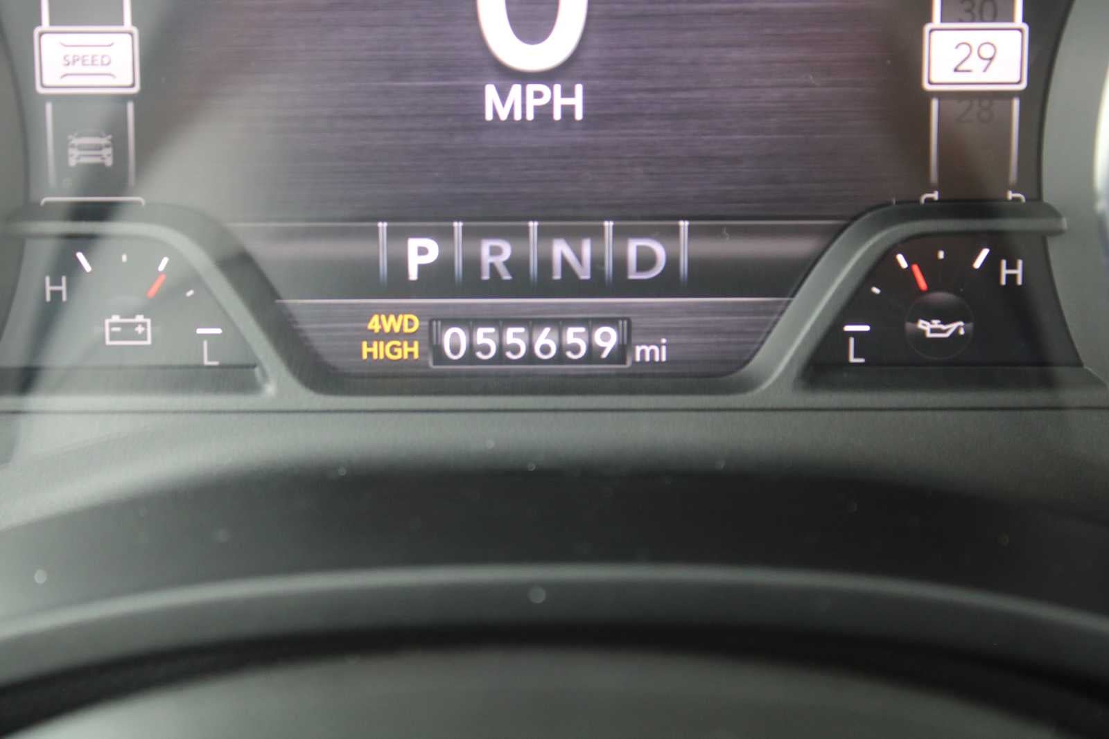 2022 RAM 1500 Laramie Crew Cab 4x4 6'4' Box