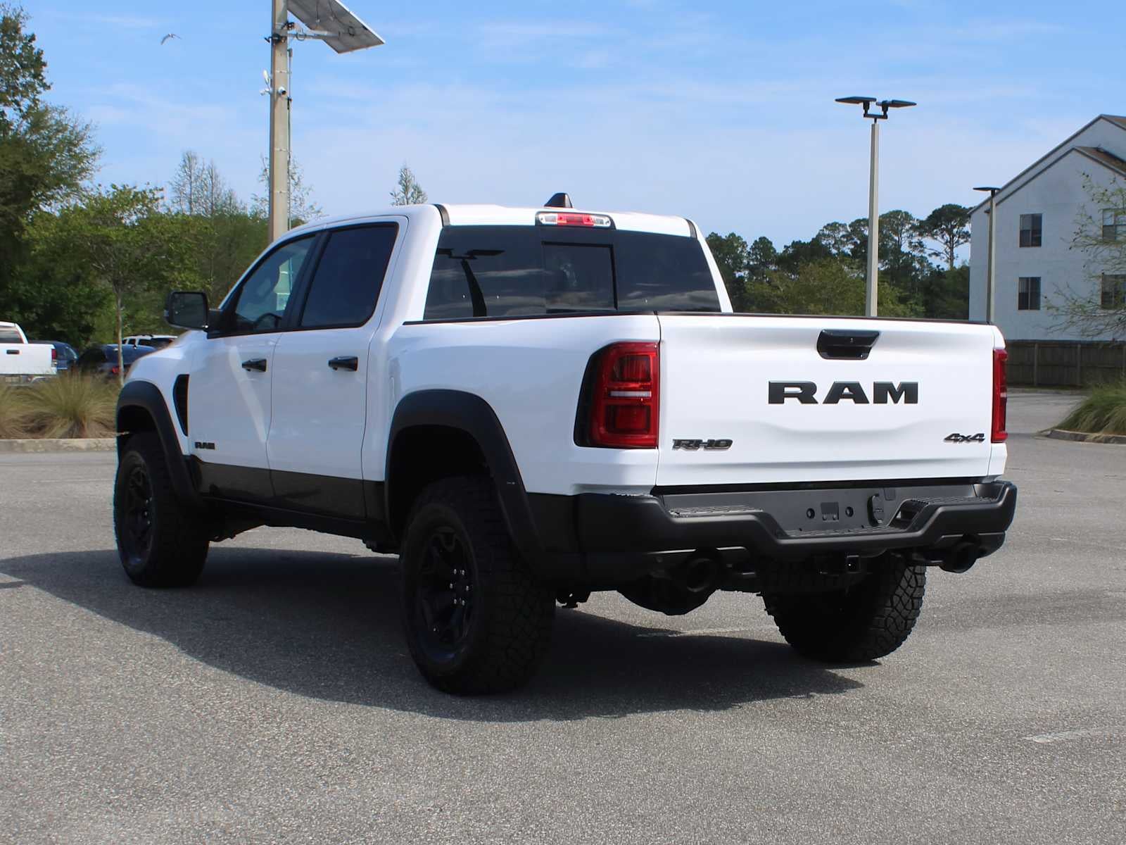 2026 RAM Ram 1500 RAM 1500 RHO CREW CAB 4X4 5'7' BOX