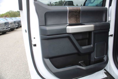 2022 Ford Super Duty F-350 DRW Pickup LARIAT