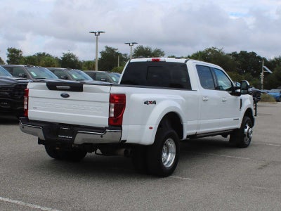 2022 Ford Super Duty F-350 DRW Pickup LARIAT