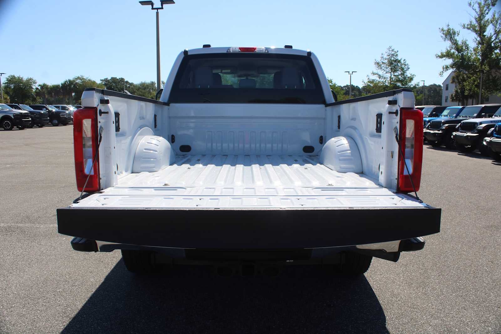 2024 Ford Super Duty F-350 SRW XL