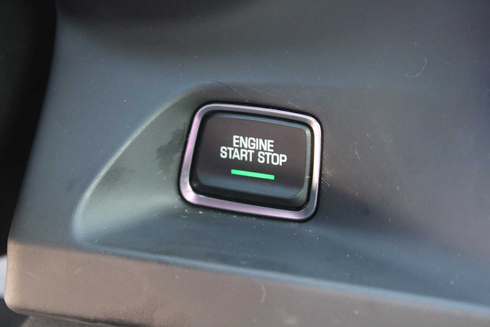 2022 Chevrolet Camaro RWD Coupe LT1