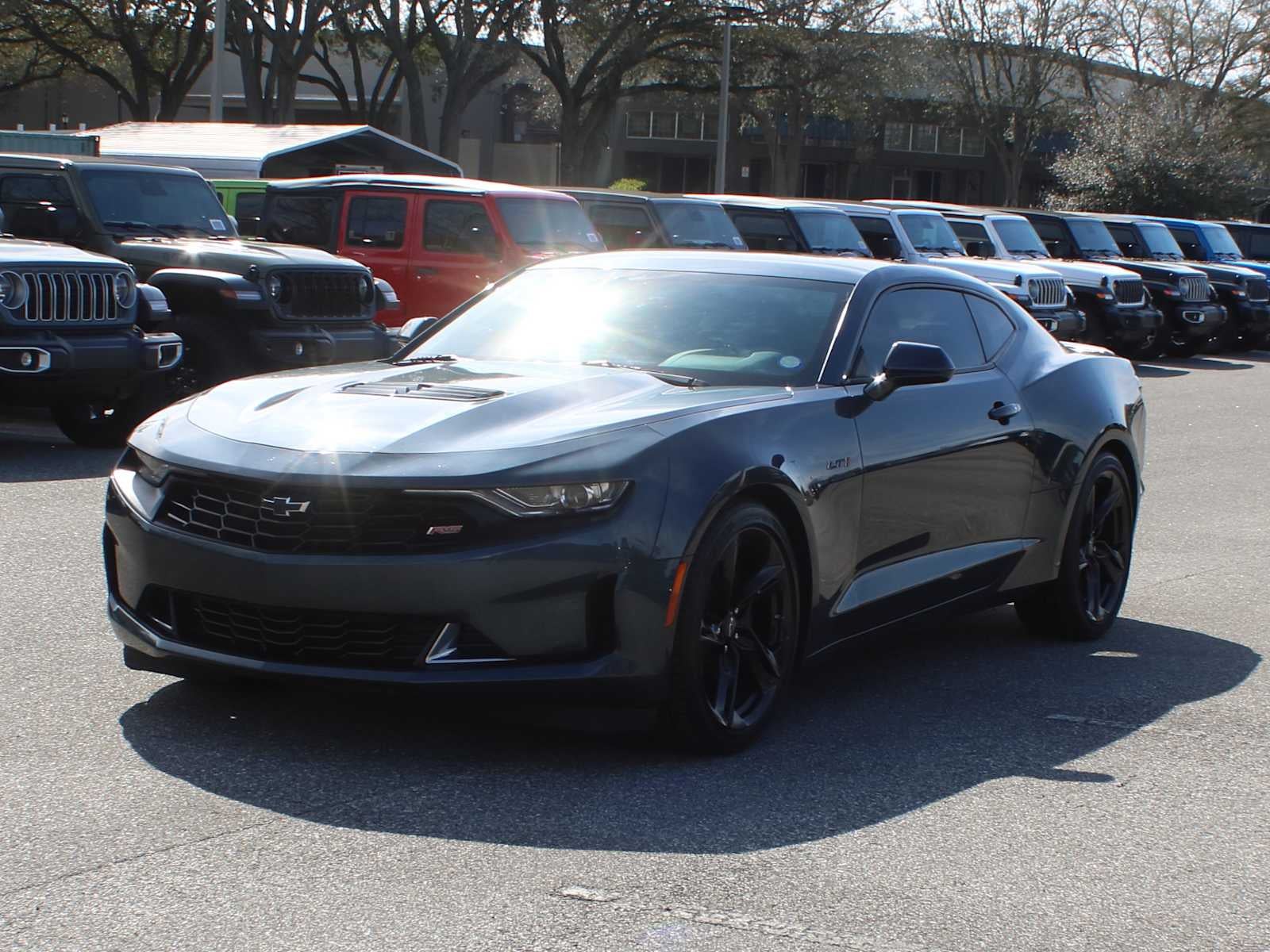 2022 Chevrolet Camaro RWD Coupe LT1