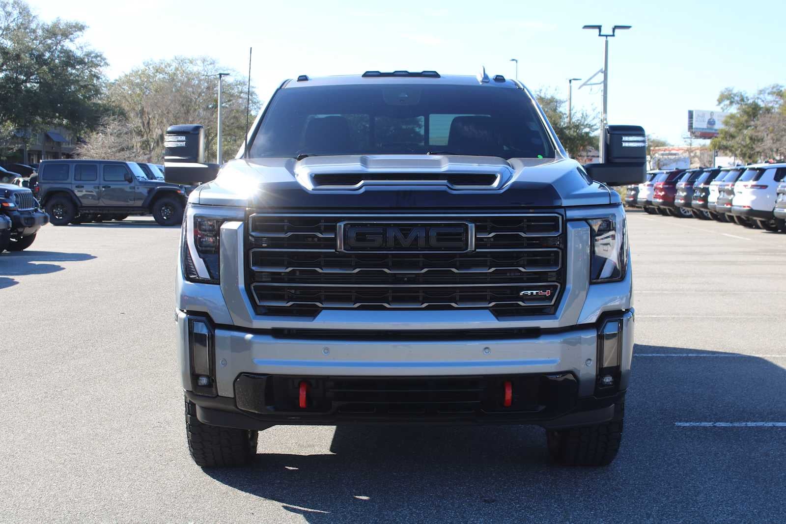 2024 GMC Sierra 2500HD 4WD Crew Cab Standard Bed AT4