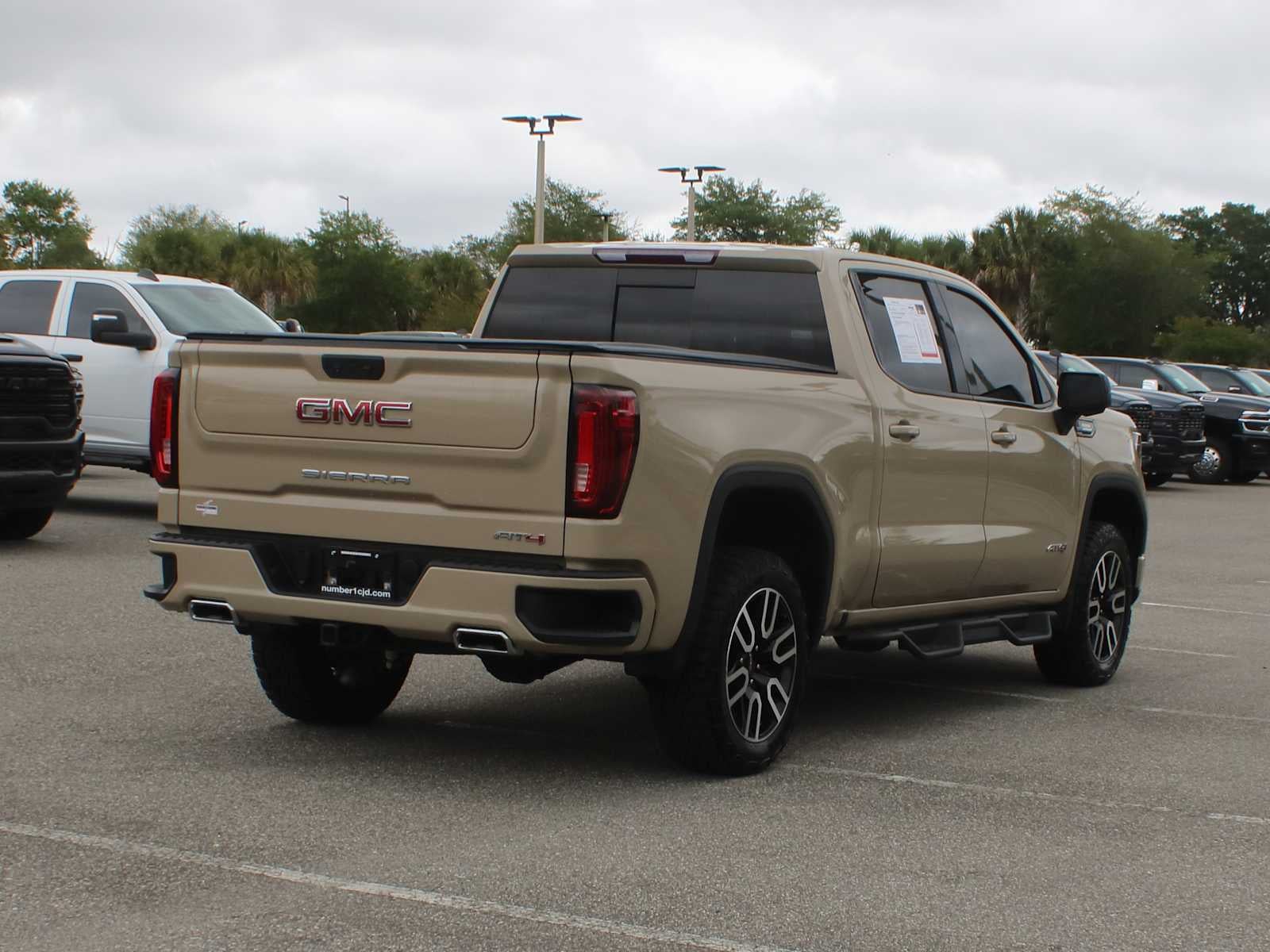 2022 GMC Sierra 1500 AT4
