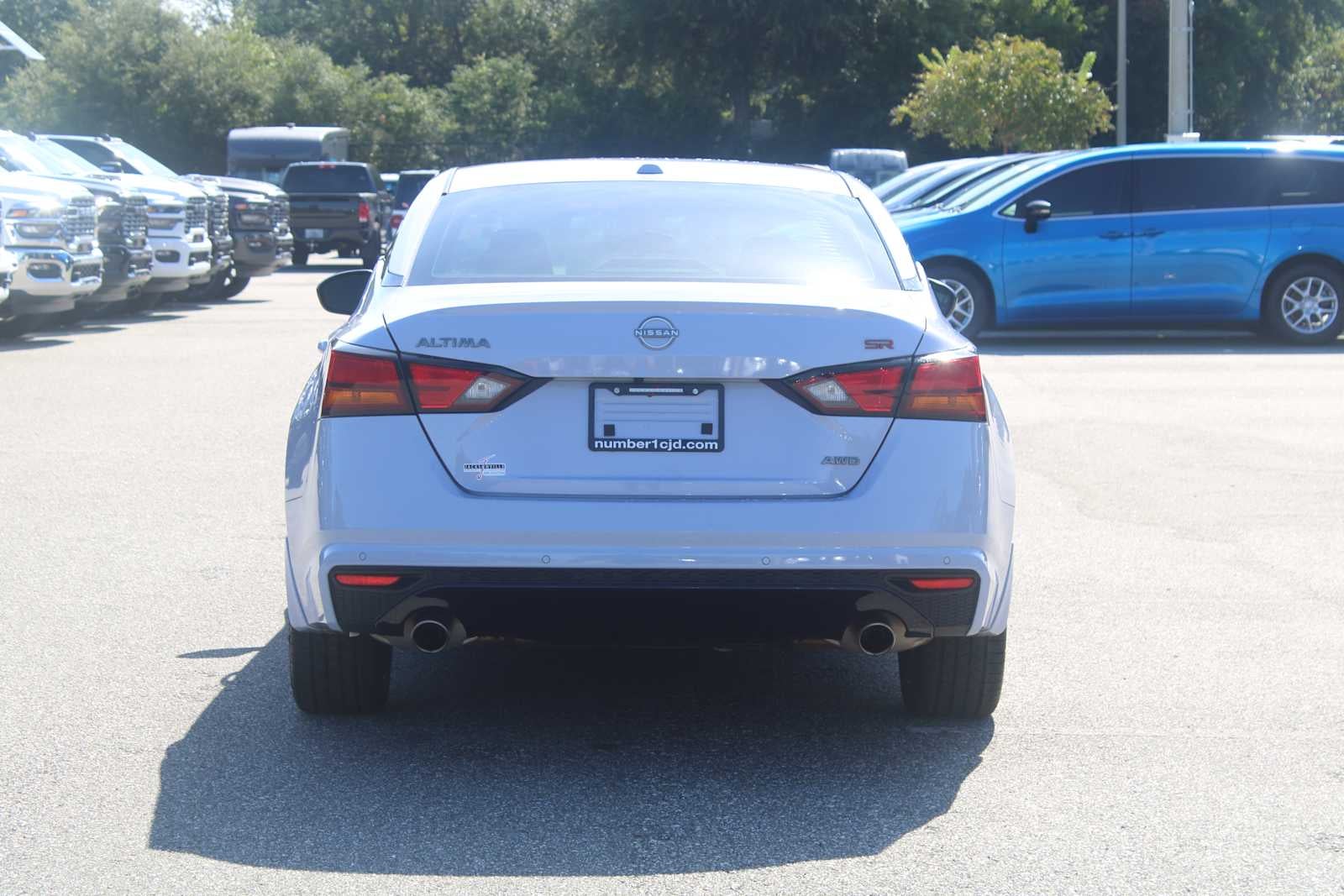 2024 Nissan Altima 2.5 SR
