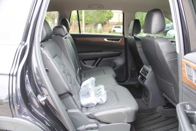 2024 Volkswagen Atlas 2.0T SE