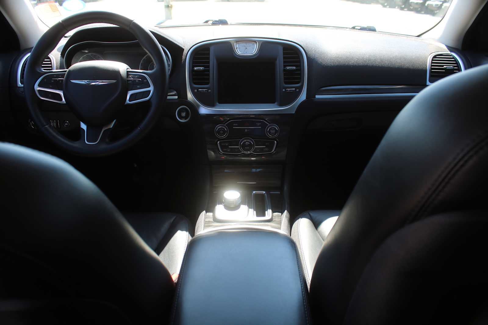 2018 Chrysler 300 Touring L