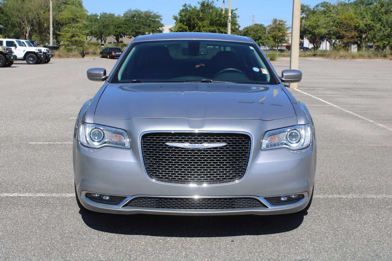 2018 Chrysler 300 Touring L