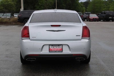 2023 Chrysler 300 Touring L